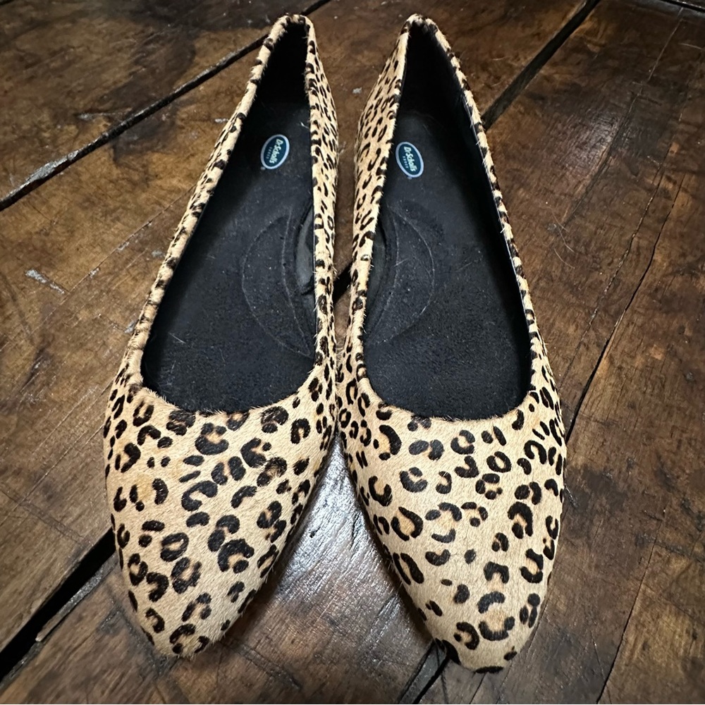 11M Dr. Schools Pointed Toe Flats.